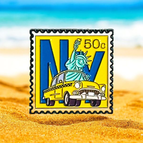 Lady Liberty in Yellow Taxi - Image 7